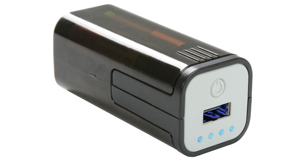 Emergency Battery Powered USB Charger
