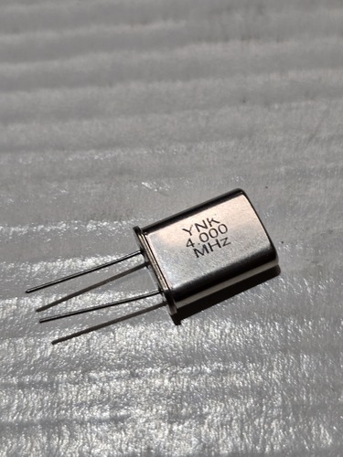 Crystal 4.000MHz - 100 PCS