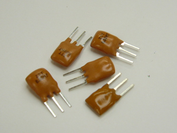 8 MHz resonator