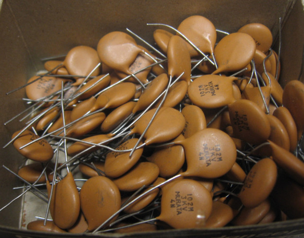 Ceramic Capacitor 1nF 3Kv 