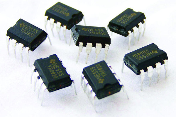 NE555 555 Timer IC TTL