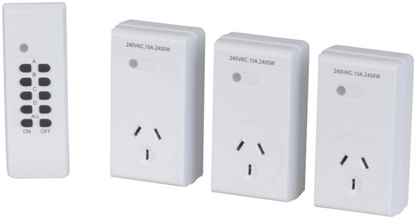 Remote Controlled 3 Outlet Mains Controller