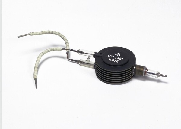 CV1481 Magnetron - Radar Ancillary Equipment